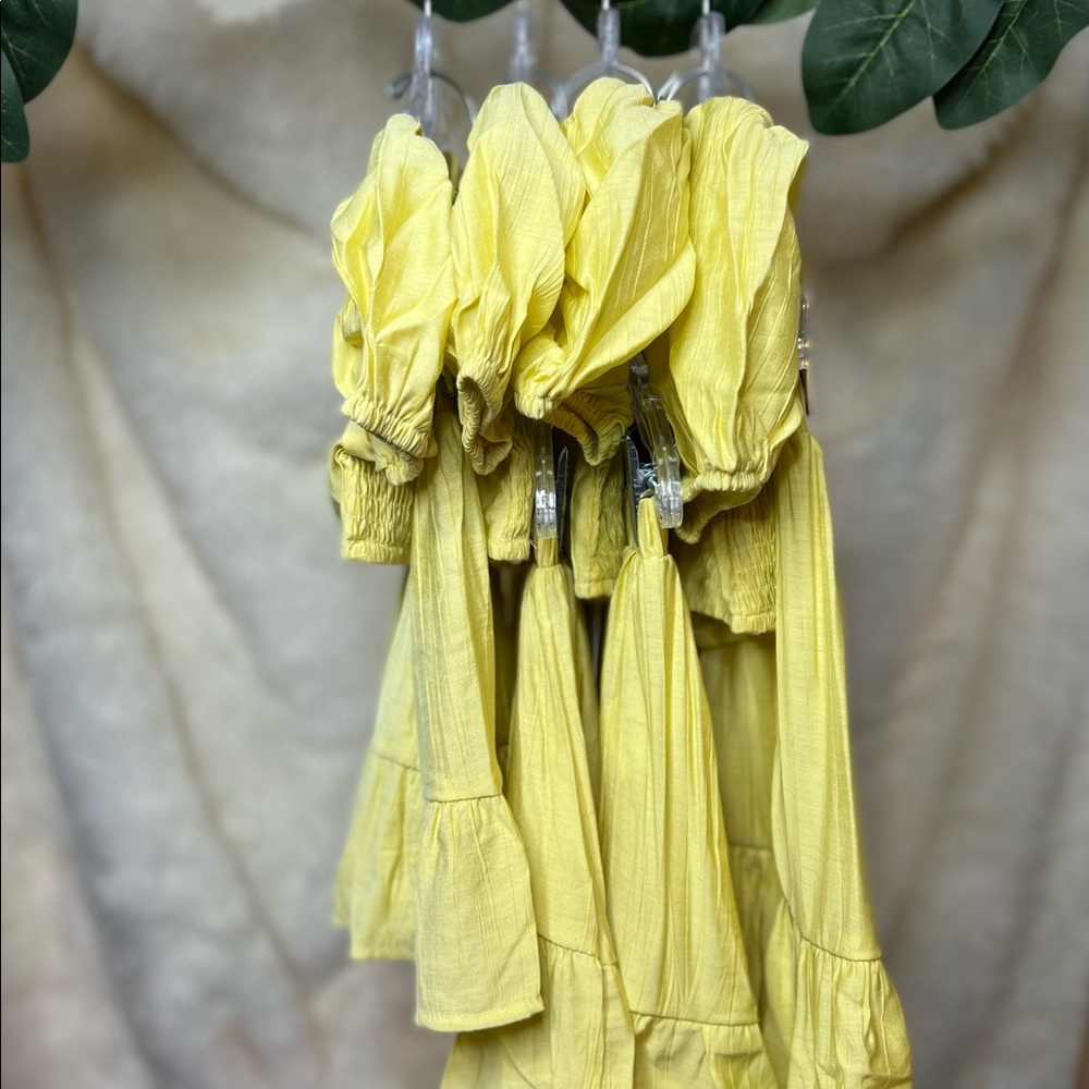 “Sunshine On Me”, Two-Piece Set